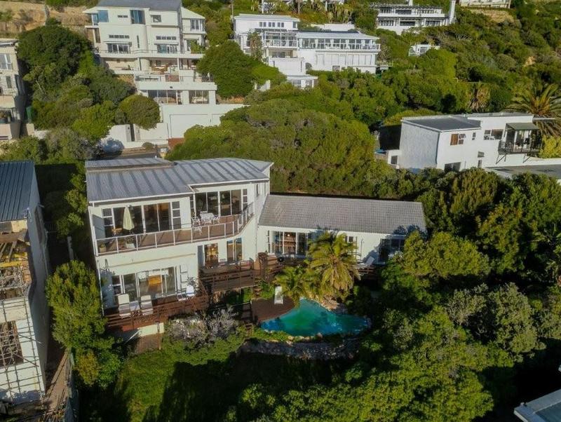 5 Bedroom Property for Sale in Llandudno Western Cape
